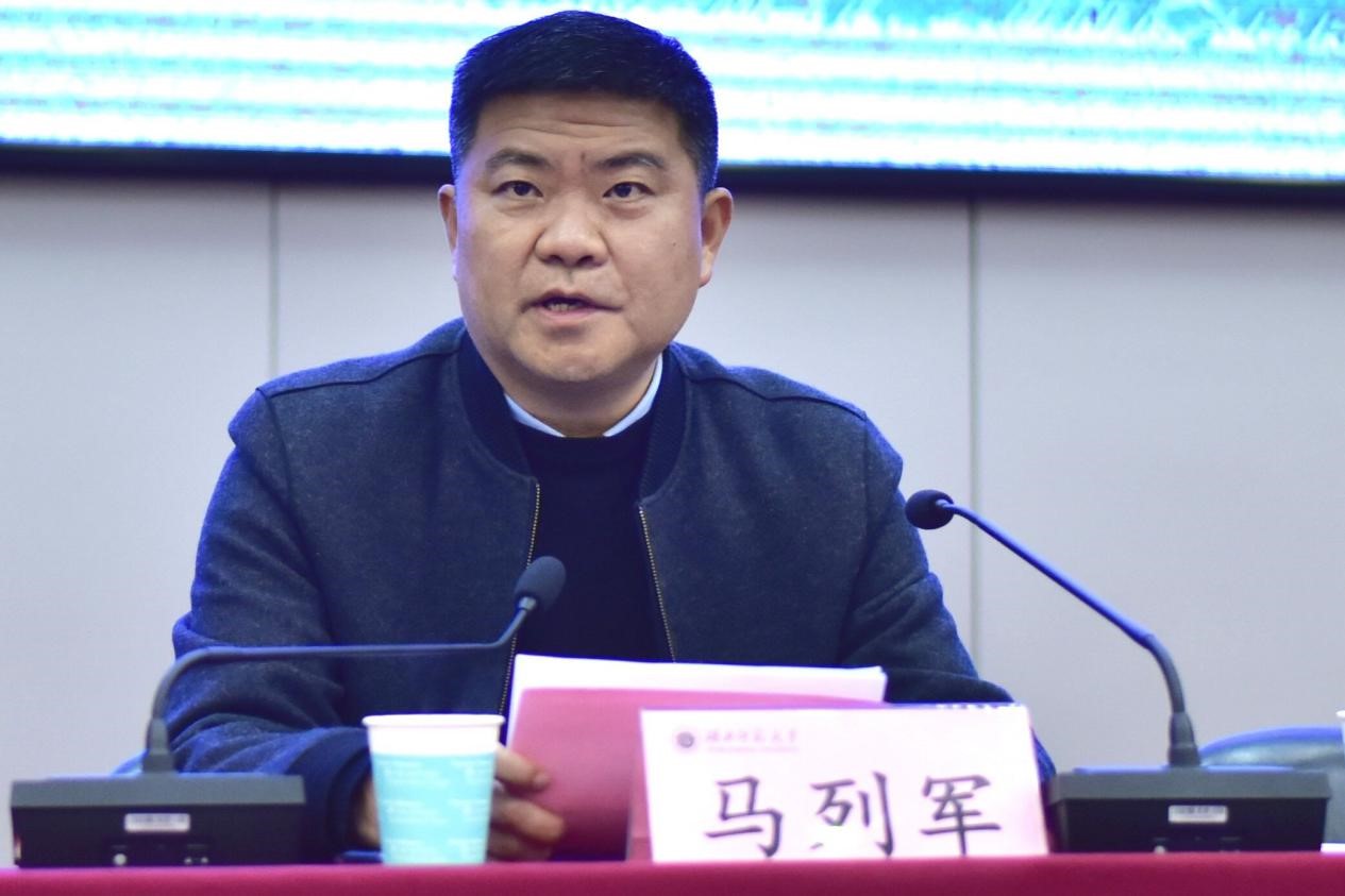 (0231COD]D4WO3G7)@[F60Z